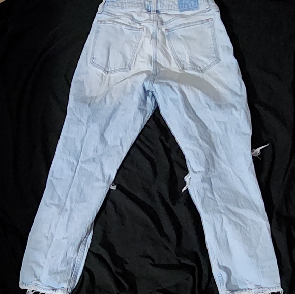 Abercrombie & Fitch Mom Jeans High Rise Size 28 - Picture 2 of 3